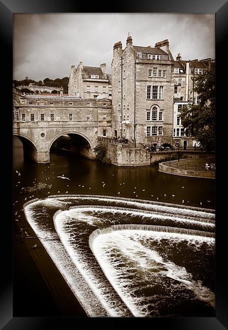 Pulteney Weir, Bath, England, UK Framed Print by Mark Llewellyn
