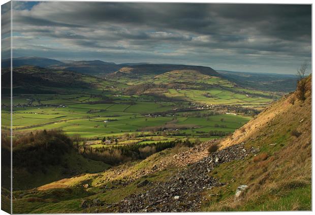 hatteral hill the black mountains brecon beacon wa Canvas Print by simon powell