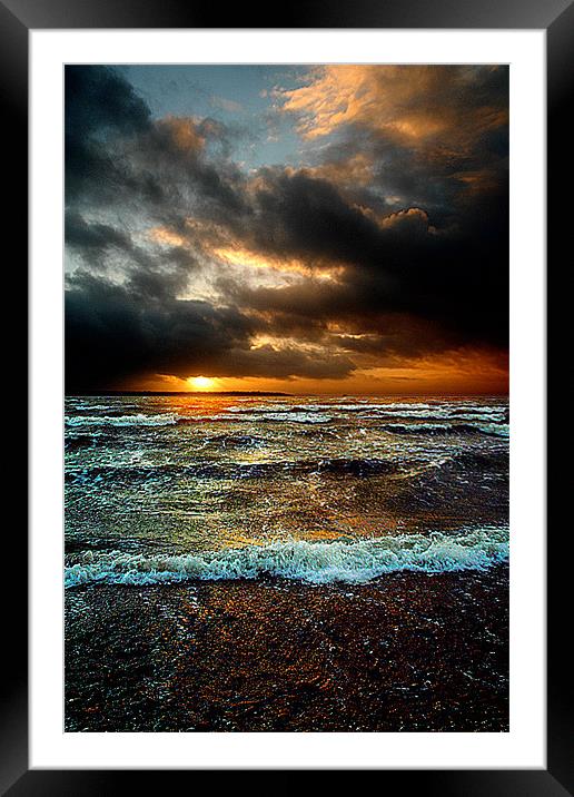 Sunset at Lee on the Solent Framed Mounted Print by Rod Scott