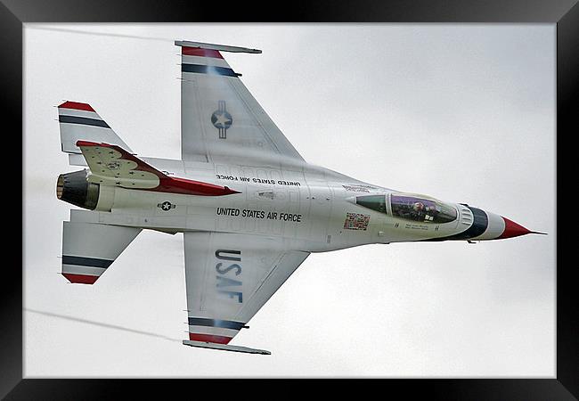Thunderbirds F-16 topside pass Framed Print by Rachel & Martin Pics