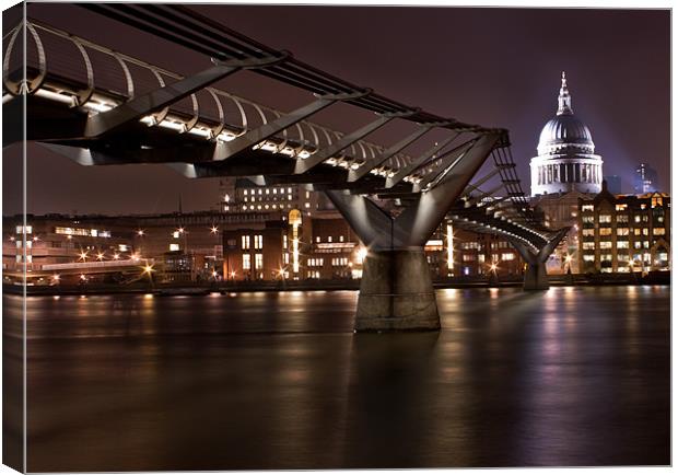 St.Pauls at Night Canvas Print by Stuart Gennery