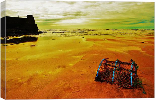 Golden sands and Creel Canvas Print by Bob Legg