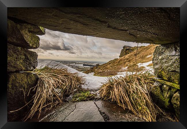 Hole in the Wall Framed Print by Phil Tinkler