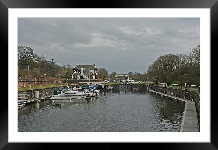 Bowling basin Framed Mounted Print by jane dickie