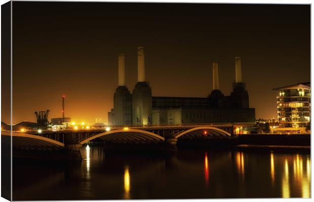 Battersea Power station at night Canvas Print by Dean Messenger