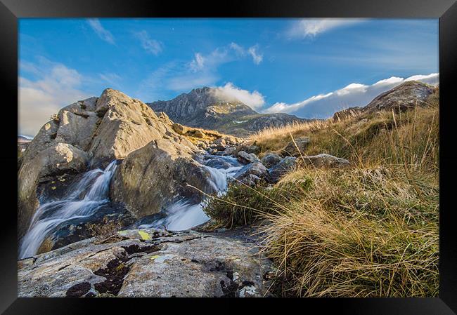 Tryfan in the clouds Framed Print by Phil Tinkler