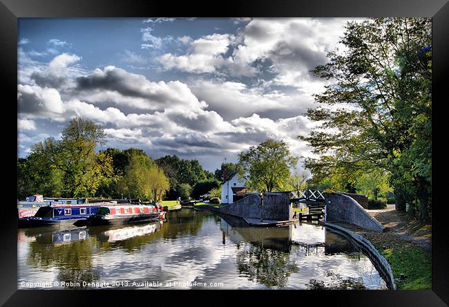 Kingswood Junction, Stratford-upon-Avon Canal Framed Print by Robin Dengate