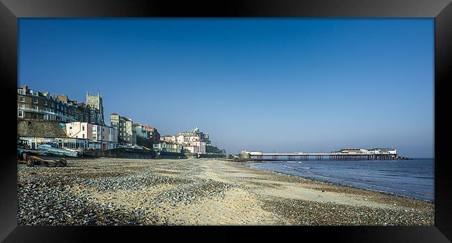 Cromer and Pier Framed Print by Stephen Mole