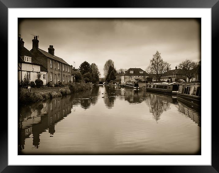 Hungerford Canal, Berkshire, England, UK Framed Mounted Print by Mark Llewellyn