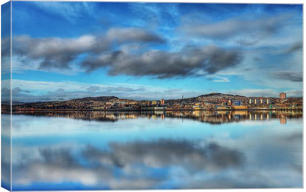 Dundee Reflections Canvas Print by Andrew Beveridge