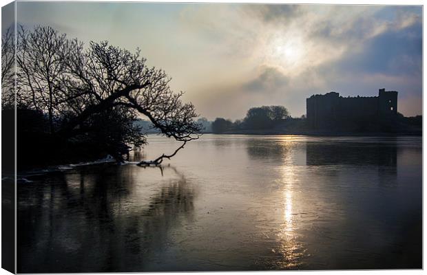 Carew Castle Early Morning Canvas Print by Simon West