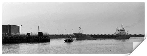 Ship arriving at Swansea Docks Print by HELEN PARKER