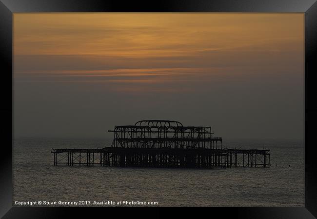 Brighton sunset Framed Print by Stuart Gennery