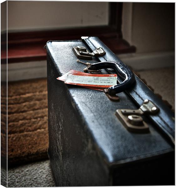 Another suitcase in another hall..... Canvas Print by Ian Johnston  LRPS