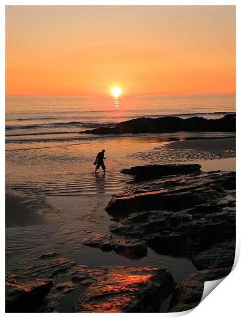 Cornwall: A paddle at Sunset Print by Rob Parsons