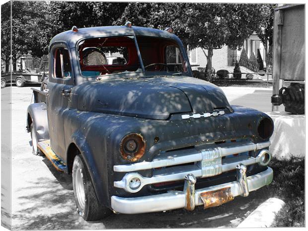 BATTERED OLD TRUCK Canvas Print by HELEN PARKER