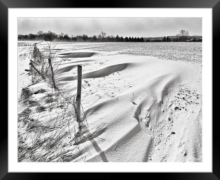 Snow drifts, snow landscape Framed Mounted Print by Dawn Cox