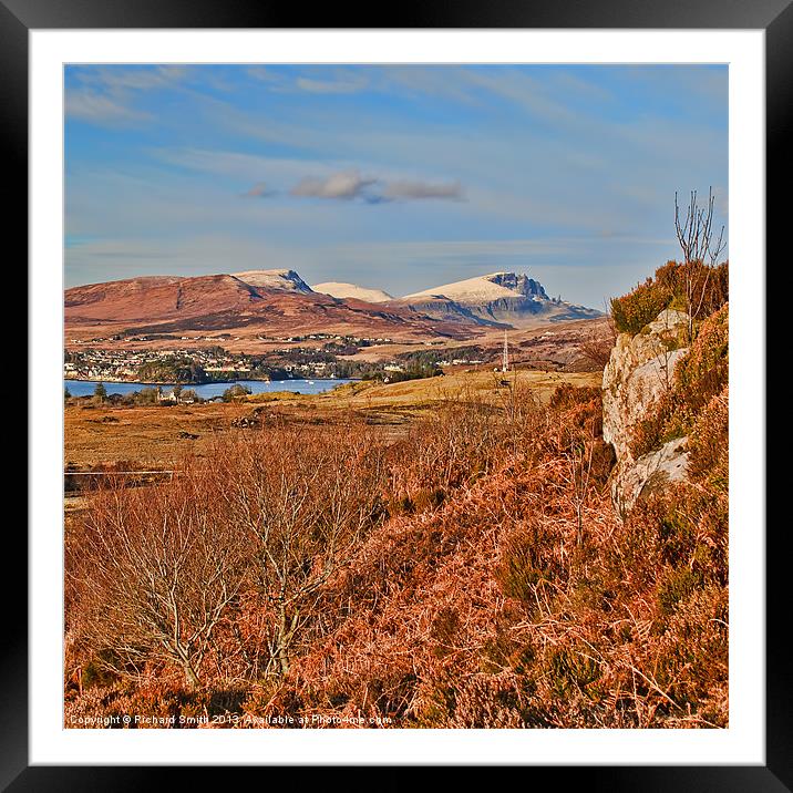 The Storr from the Gleannan Framed Mounted Print by Richard Smith