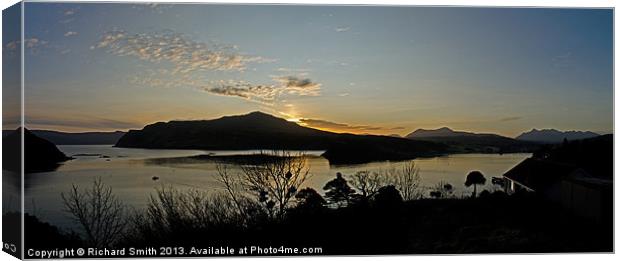 Loch Portree silhouette Canvas Print by Richard Smith