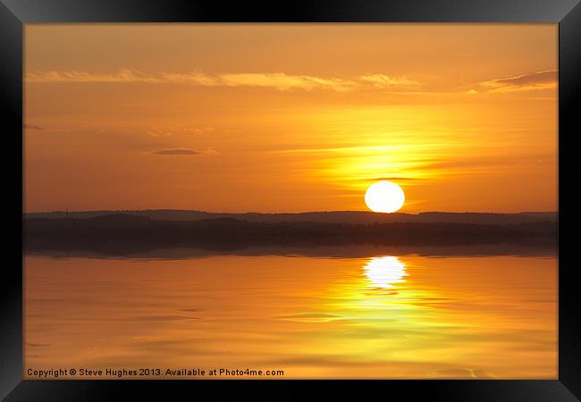 Final reflections of the day Framed Print by Steve Hughes