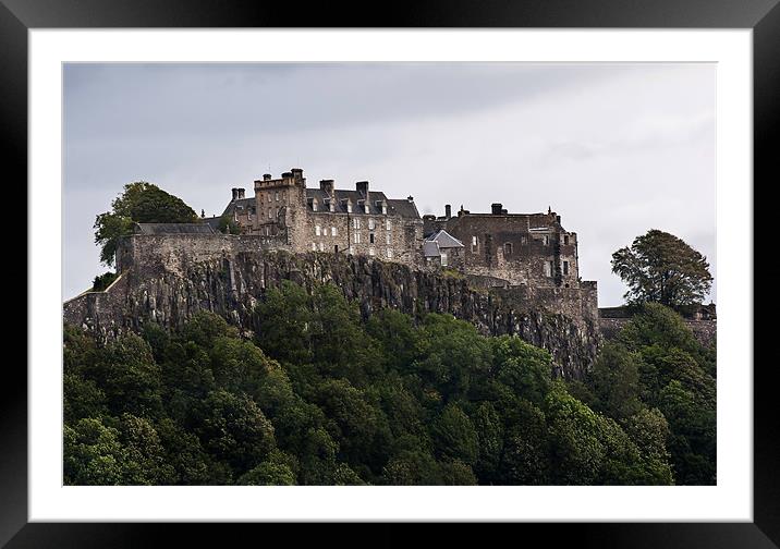 Stirling Castle Framed Mounted Print by Sam Smith