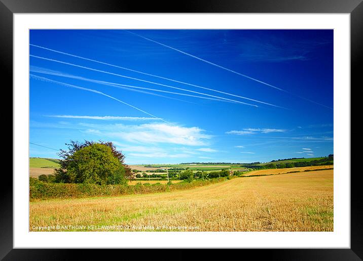 VAPOUR TRAILS HAMPSHIRE Framed Mounted Print by Anthony Kellaway