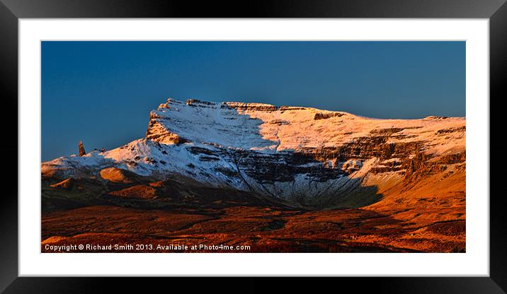 The Storr at dawn Framed Mounted Print by Richard Smith