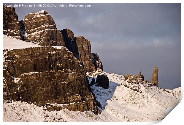 The storr in winter clothing Print by Richard Smith