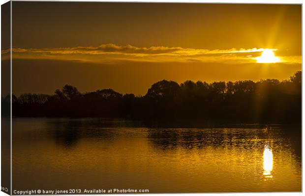 Abberton Reservoir, Sunrise Canvas Print by barry jones