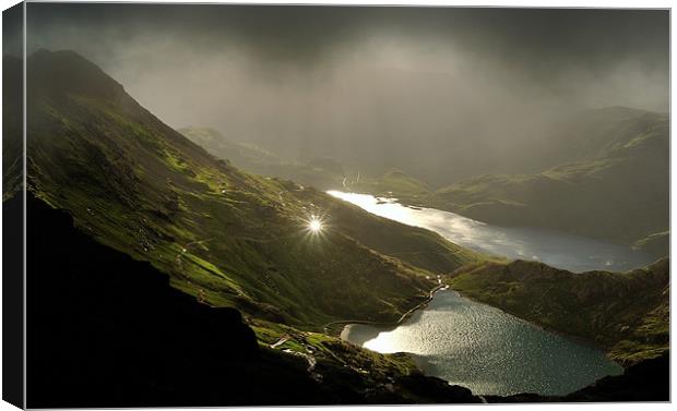 Snowdonia Light Canvas Print by Kevin OBrian