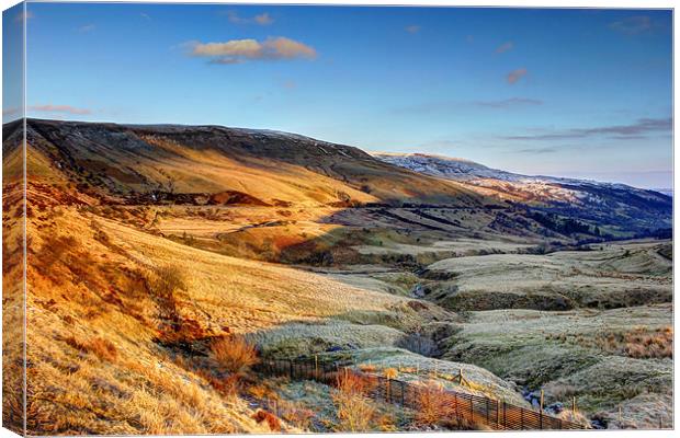 Brecon Beacons Sunrise Canvas Print by Dan Davidson