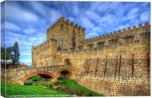 Castelo de Sao Jorge Canvas Print by Wight Landscapes