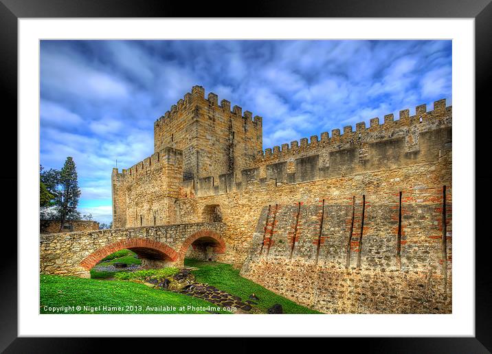 Castelo de Sao Jorge Framed Mounted Print by Wight Landscapes