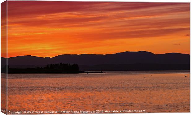 Sundown over Oban Bay Canvas Print by Fiona Messenger