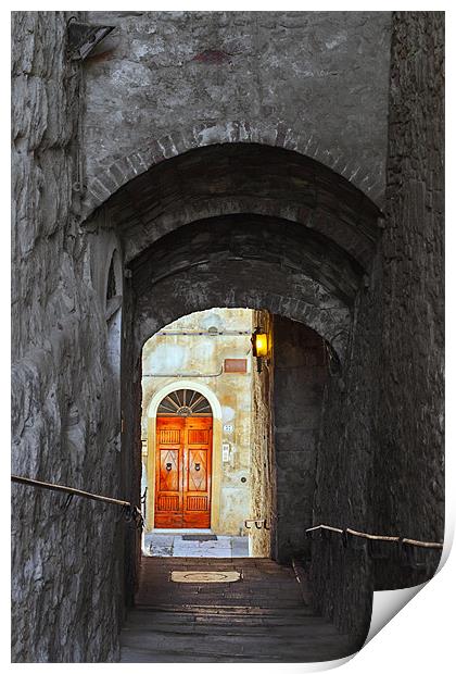 Down to the Tuscan doorway. Print by Ian Duffield