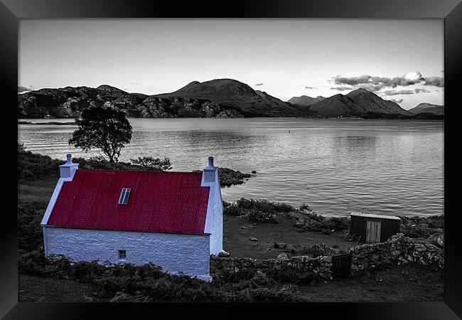 Red Roofed House Scotland Framed Print by Derek Beattie
