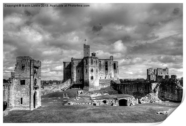 Warkworth Castle, Northumberland Print by Gavin Liddle