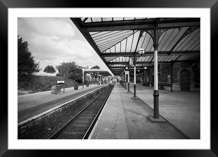 Platform 1 Framed Mounted Print by Andrew Cundell