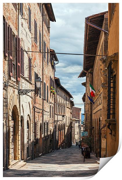 Quaint old Tuscan street Print by Ian Duffield