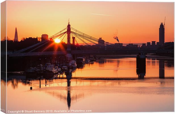 Sun rising over the Albert Bridge Canvas Print by Stuart Gennery