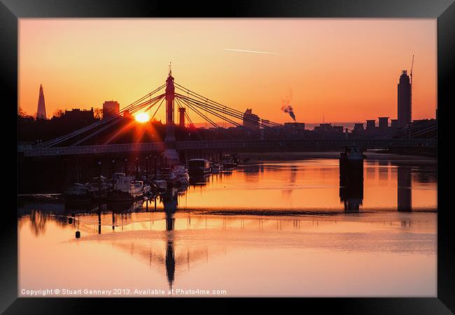 Sun rising over the Albert Bridge Framed Print by Stuart Gennery
