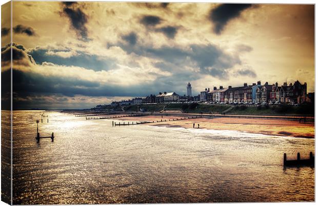 Stormy Southwold Canvas Print by Dave Frost