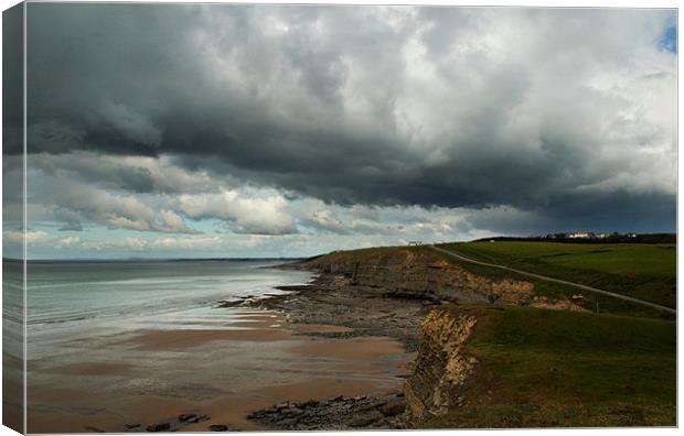 Southerndown Beach Canvas Print by lee wilce