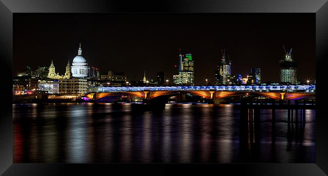 St. Pauls from Waterloo Bridge. Framed Print by Steve Wilcox