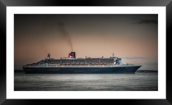 Queen Mary Passing Cowes Framed Mounted Print by Ian Johnston  LRPS