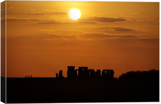Stonehenge Sunset Canvas Print by Simon West