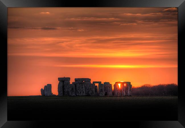 Stonehenge Sunset Framed Print by Simon West