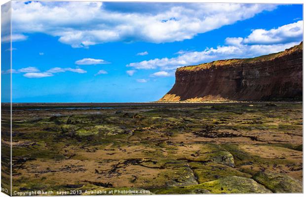 Huntcliff Saltburn-by-the-sea Canvas Print by keith sayer