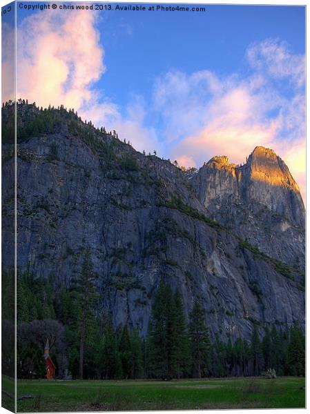 Yosemite Valley Canvas Print by chris wood