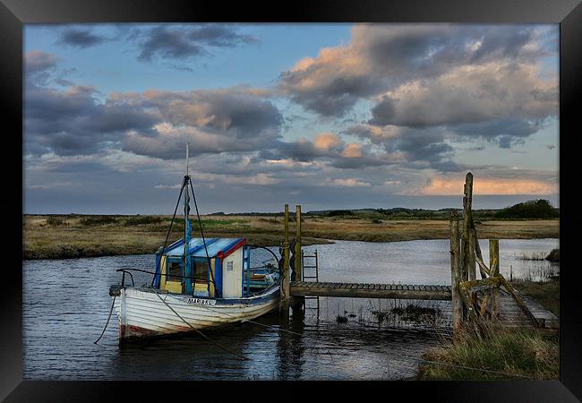 The Maria fishing boat Framed Print by Gary Pearson